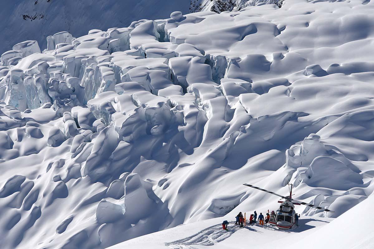 13-heli-skiing-excluisve-trips-05.jpg