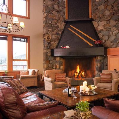 heli-skiing-lodge-04.jpg