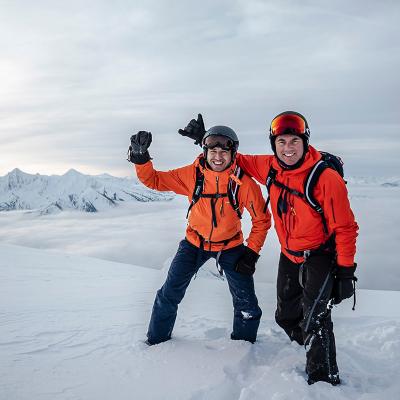 the-heli-skiiing-experience-10.jpg